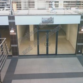 Aluminium and glass installation by Chribus